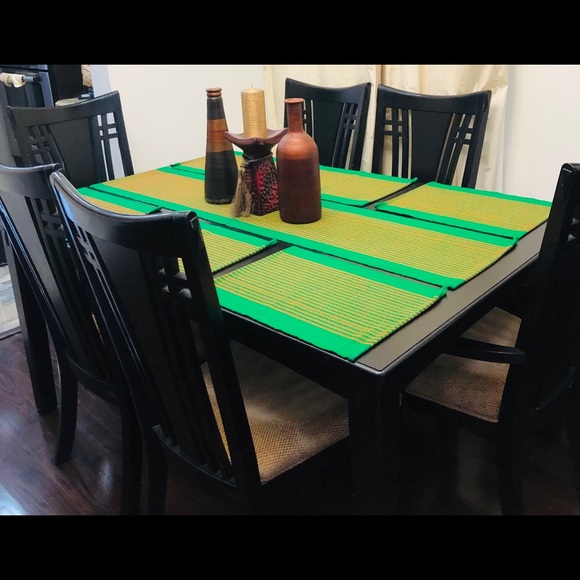 2 sets of Dinning Table Mats. - Picture 10 of 13